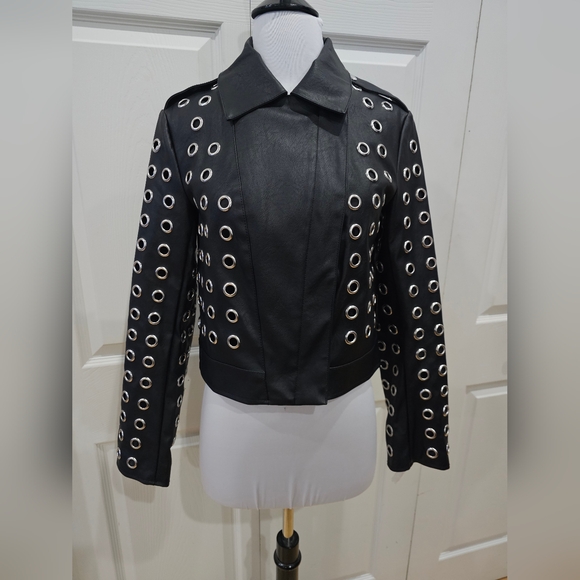 Unique Forever 21 Punk Goth Silver Grommet Black Faux Leather Jacket S - Picture 5 of 7